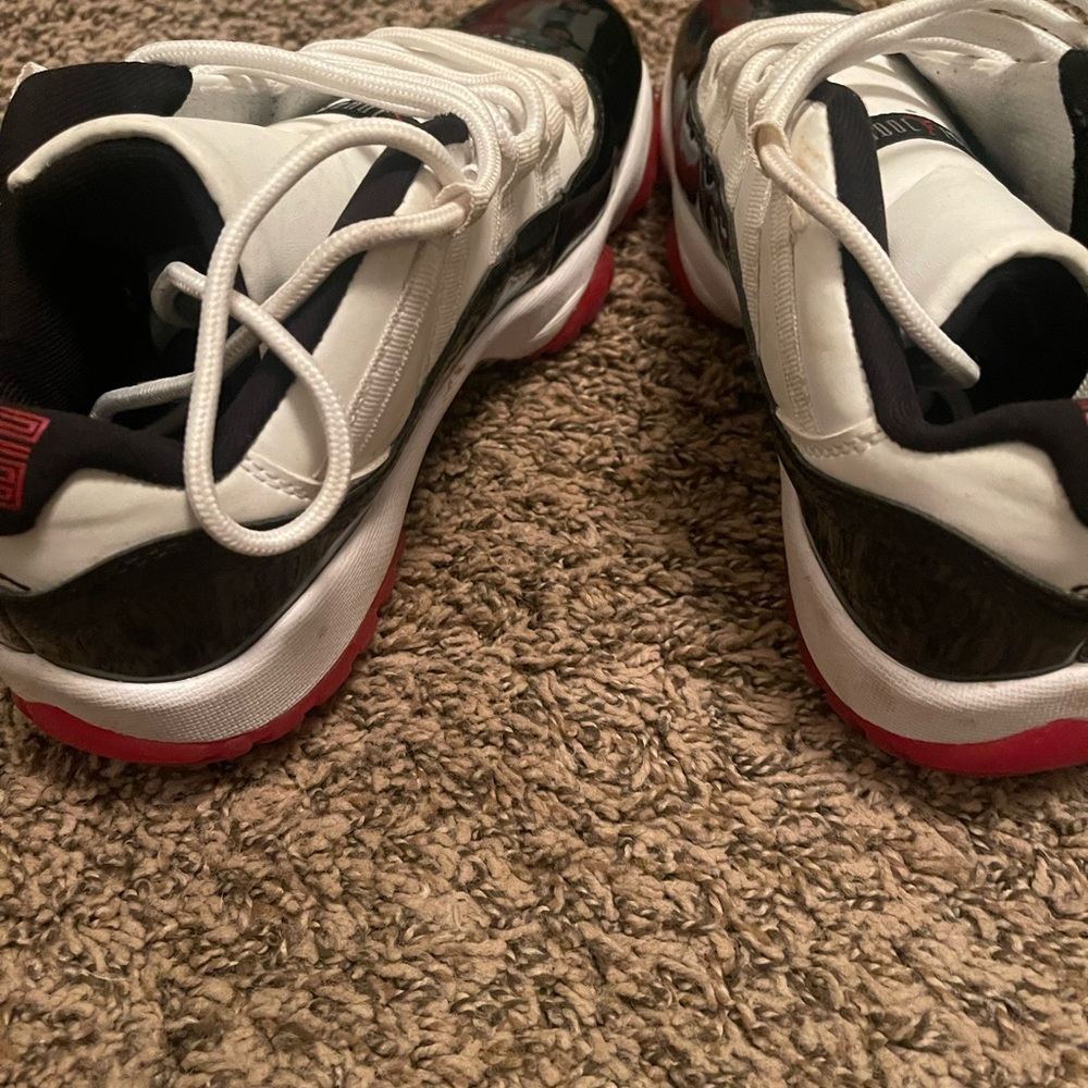 Jordan 11 low retro